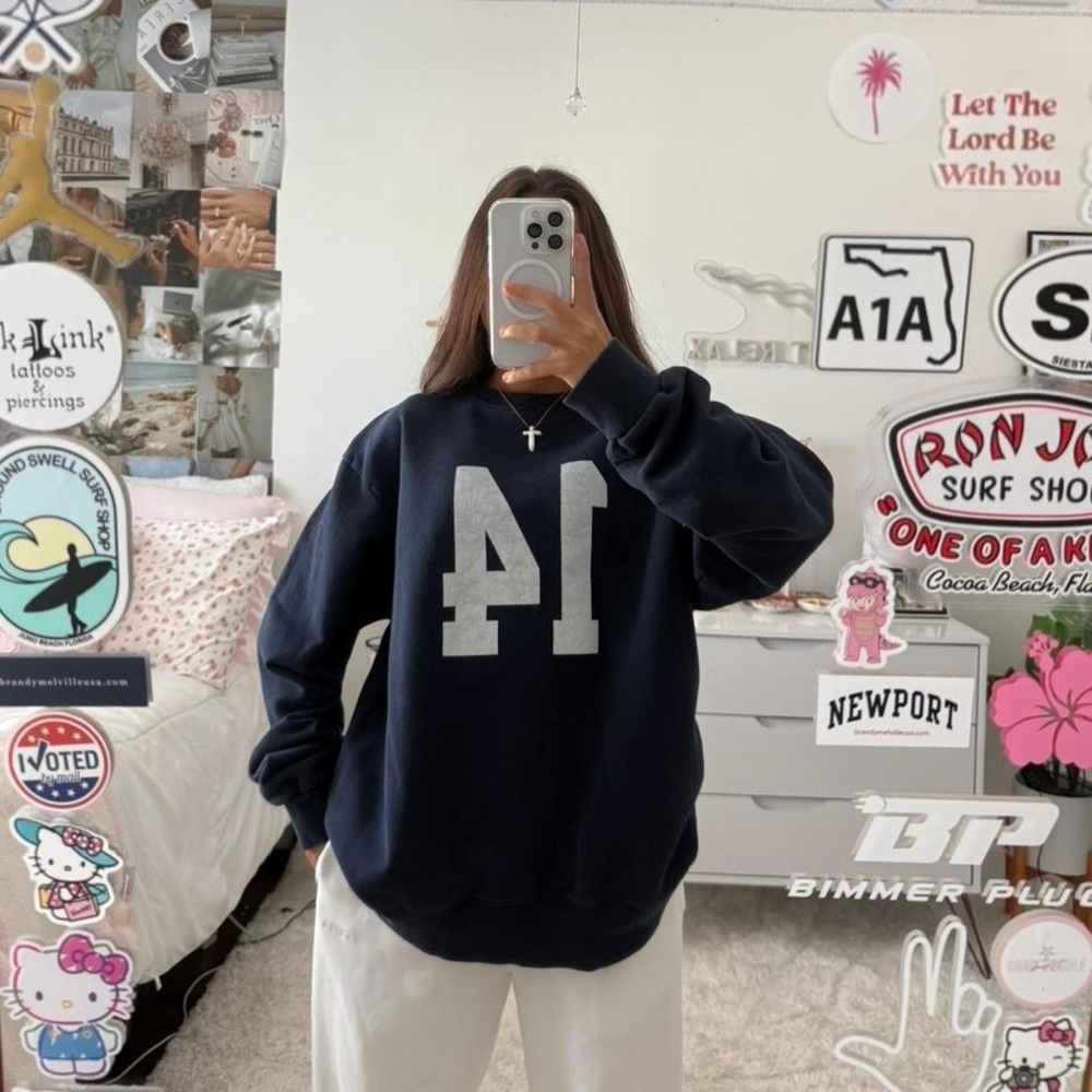 Brandy Melville #14‎ crewneck sweatshirt